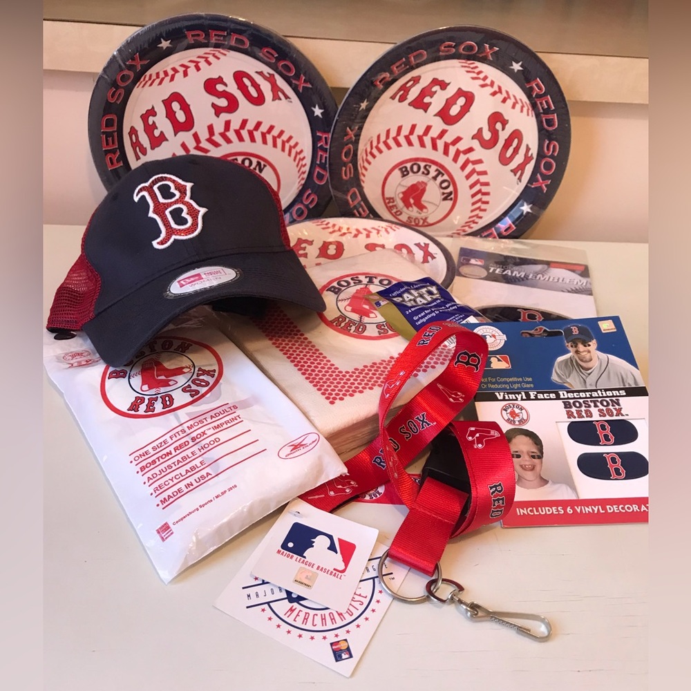 NWT Boston Red Sox 10 Item Fan Pack